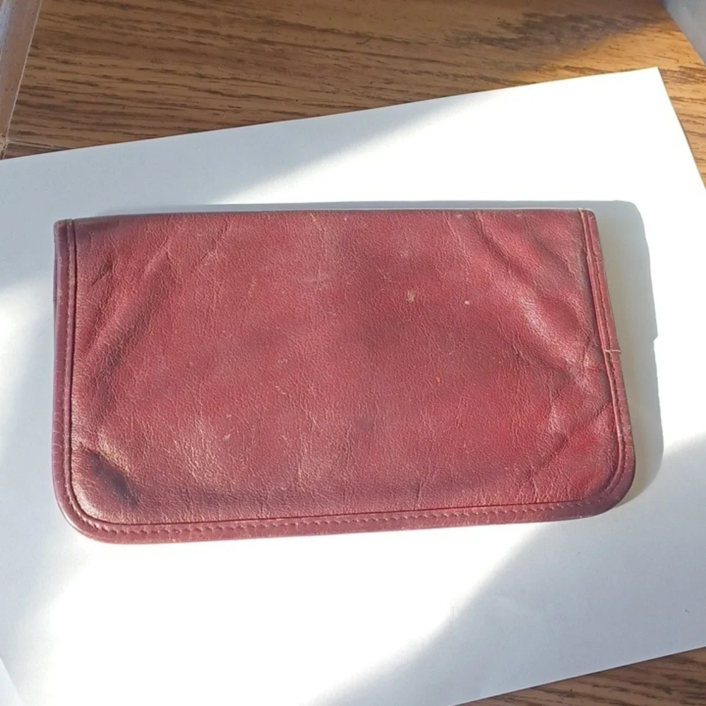 Mundi vintage purse wallet oxblod brown burgundy Brazil NAPPA leather, 7.5